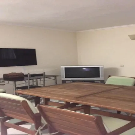 Apartament Aslanis-souroti Garden Family