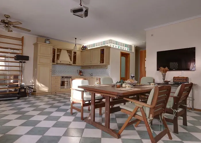Aslanis Family Appartement Souroti